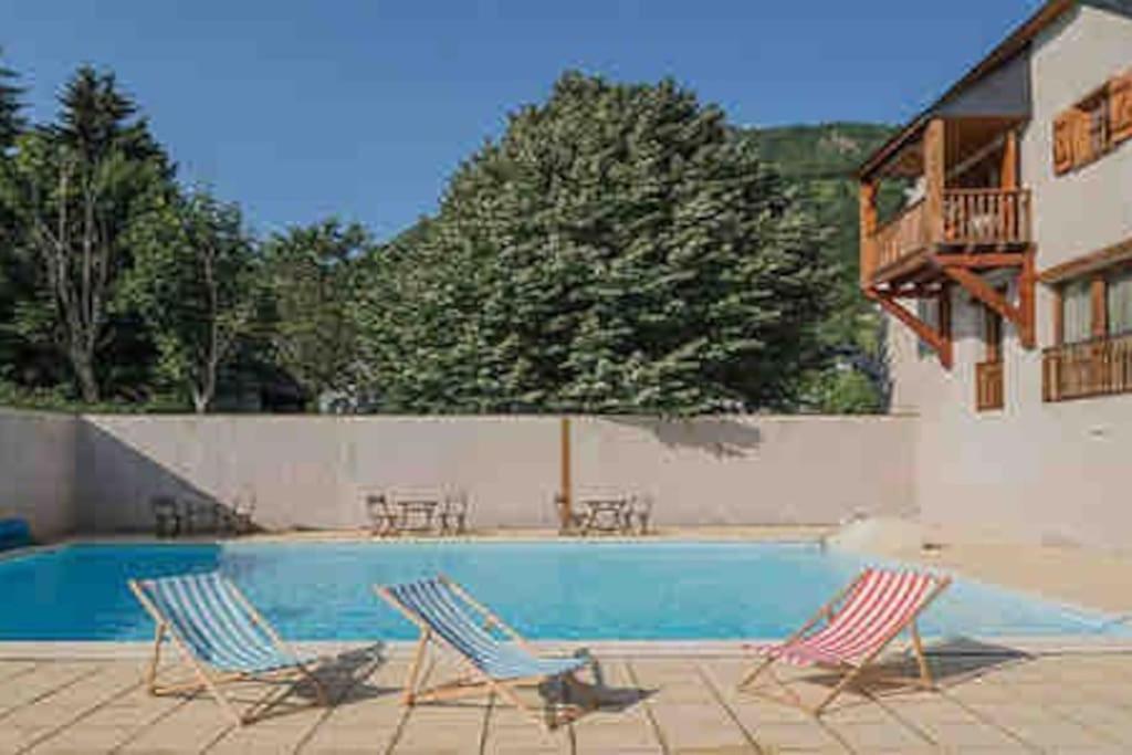 La Suite D'Aure, Linge En Option Виньек Экстерьер фото